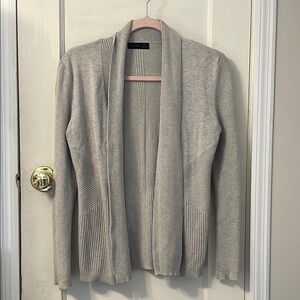 Elegant Gray Women's Sweater
